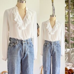 70s White Ruffled Collar Long Sleeve Vintage Romantic Feminine 1970s Poet Blouse